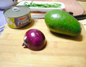Салат з авокадо: найвдаліші та найсмачніші рецепти